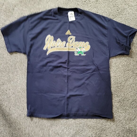 Men's Adidas Navy Notre Dame T-shirt Large  Pre-Owned in good Condition - Picture 1 of 10